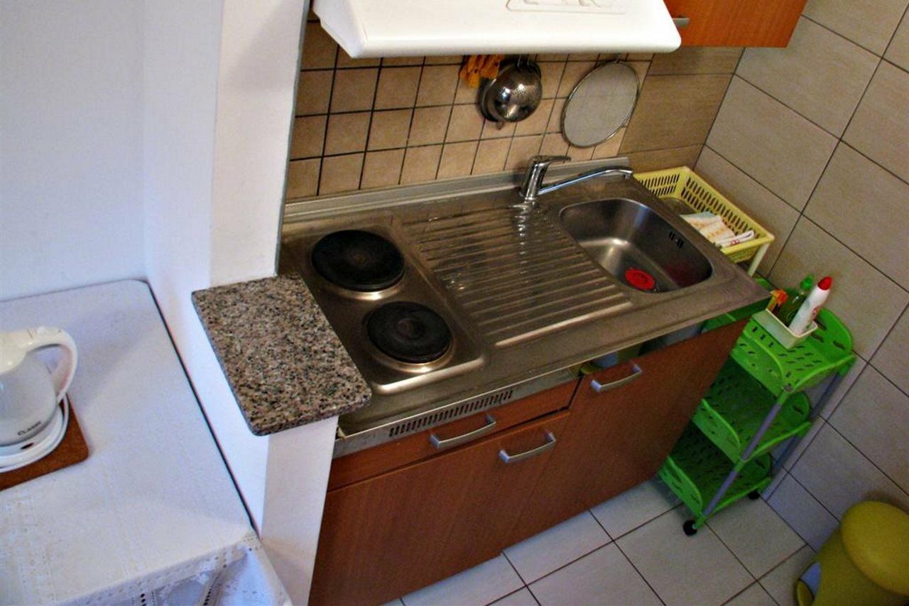 Apartments Miljak أوميس المظهر الخارجي الصورة